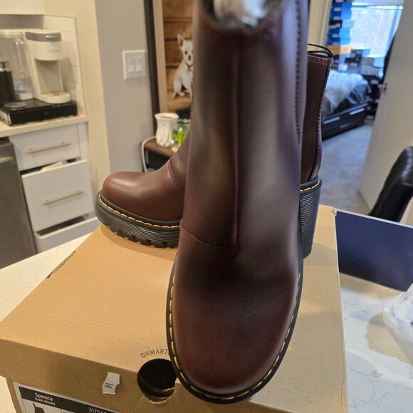 Dr. Martens Spence Flared Heel Ankle Boots Brown Leather Women’s 8 31756201 NEW - Picture 2 of 14